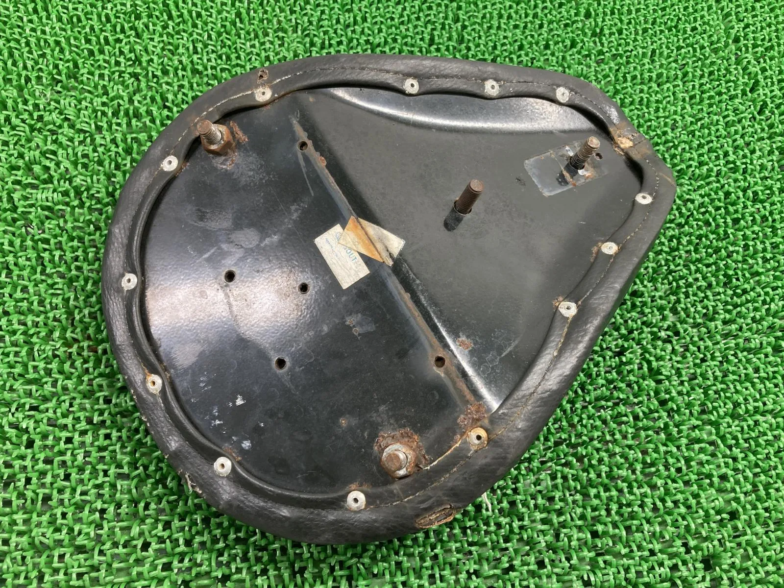 イージーライダース製Vツインマグナ250 シート 社外 中古 バイク イージーライダース製Vツインマグナ250 シート 社外 中古 バイク