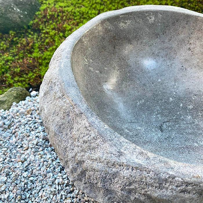 天然自然石四方角水鉢・舟型石・蹲