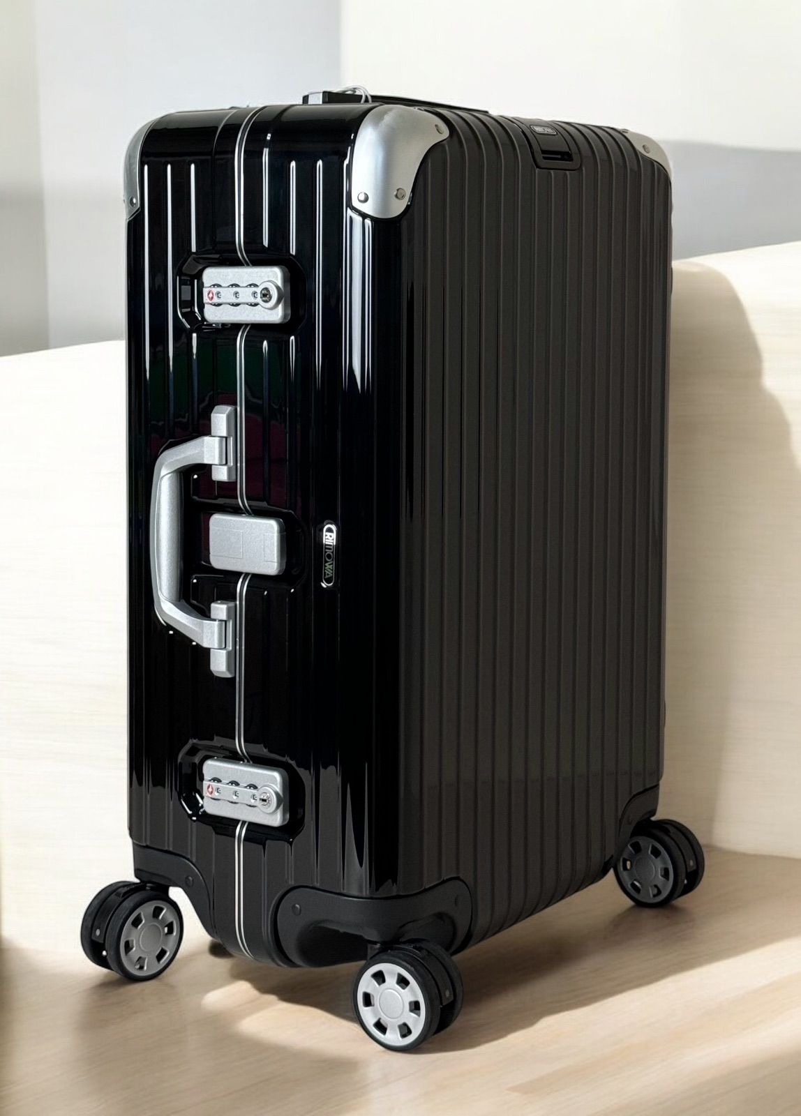 RIMOWA LIMBO 4輪 60L ブラック 881.63.50.4