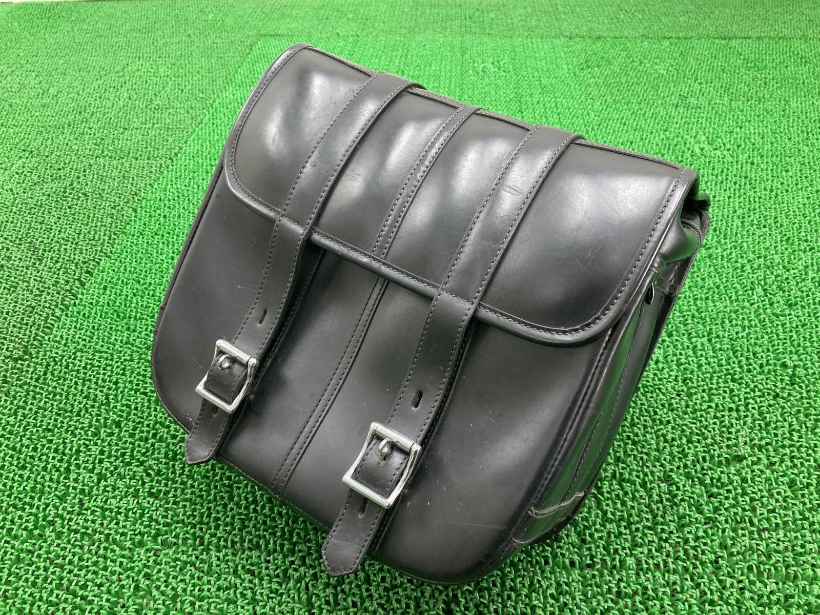 ドラッグスター400 サイドバッグ 左右 ヤマハ 純正 バイク 部品 4TR VH01J ワイズギア 破れ無し 品薄 希少品 車検 Genuine 【中古】 91 ドラッグスター400 サイドバッグ 片側 ヤマハ 純正 中古 バイク 部品