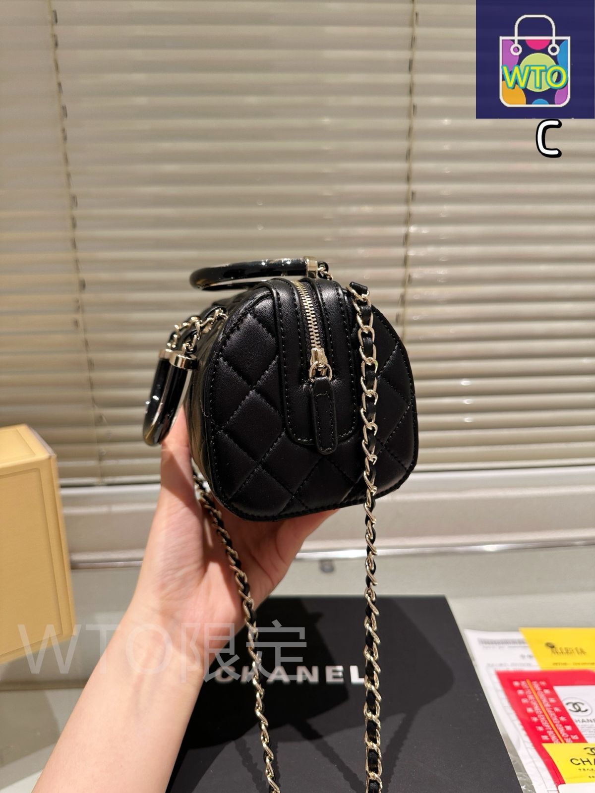 Chanel シャネル