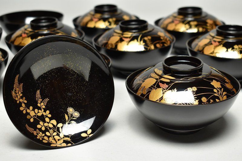 中国古美術・旧蔵の極品青花磁碗一対・古い漆器箱付き・置物・文房具 Amazon.co.jp: 青花 博古文 清康熙 錦堂發記 堂斎銘 椀 中国美術