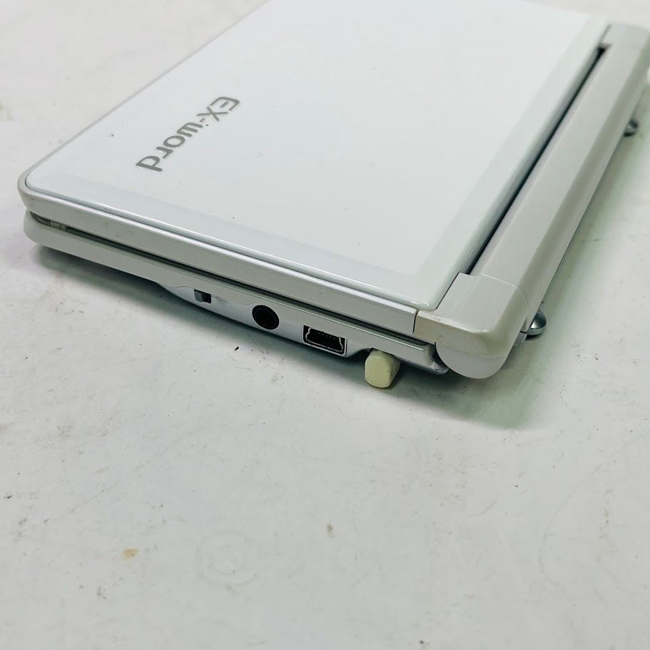 中古】CASIO Ex-word 電子辞書 XD-SF4800WE ホワイト 音声対応 100