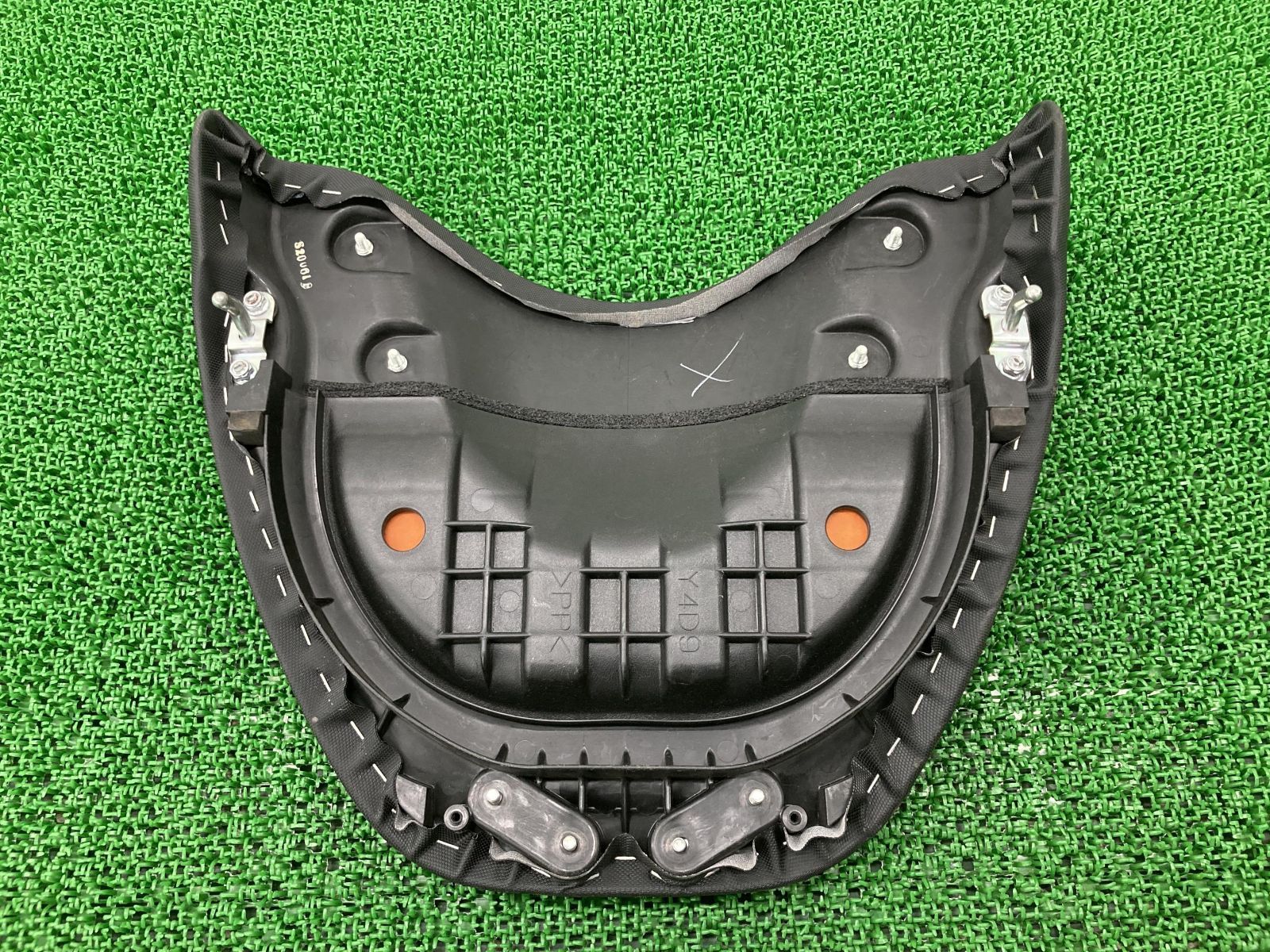 マジェスティ250 シート タンデムシート SG20J ヤマハ シートダンパー