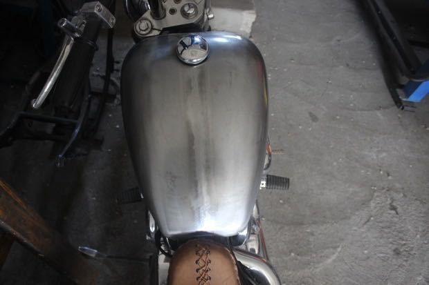 61番 １６L ホンダ スティード HONDA STEED 400 VLX VLS VLC エッグ