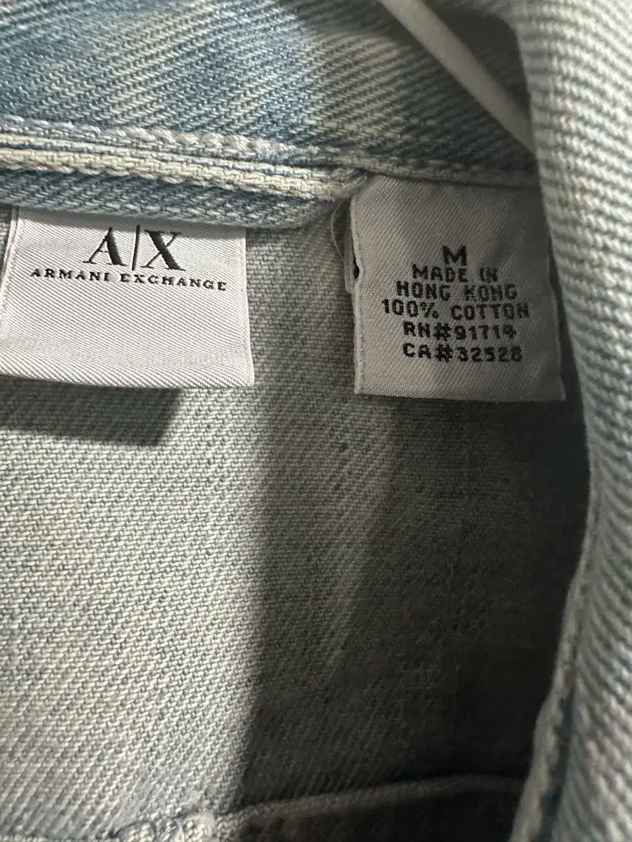ARMANI EXCHANGE