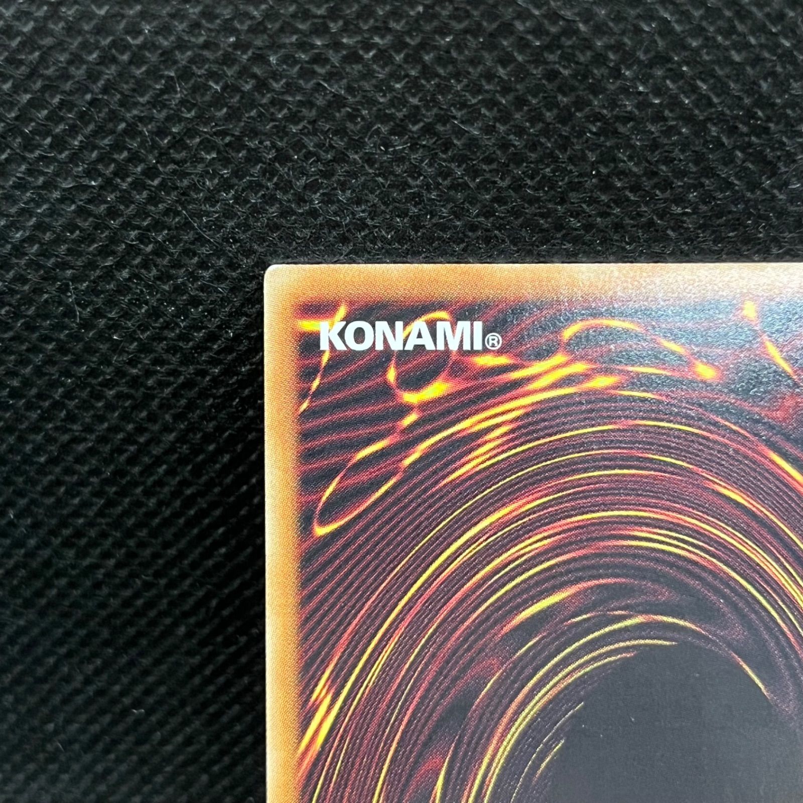 滅びの黒魔術師　プリズマ　プリシク　美品　ブラックマジシャン Amazon.co.jp: 遊戯王カード 滅びの黒魔術師(プリズマティック