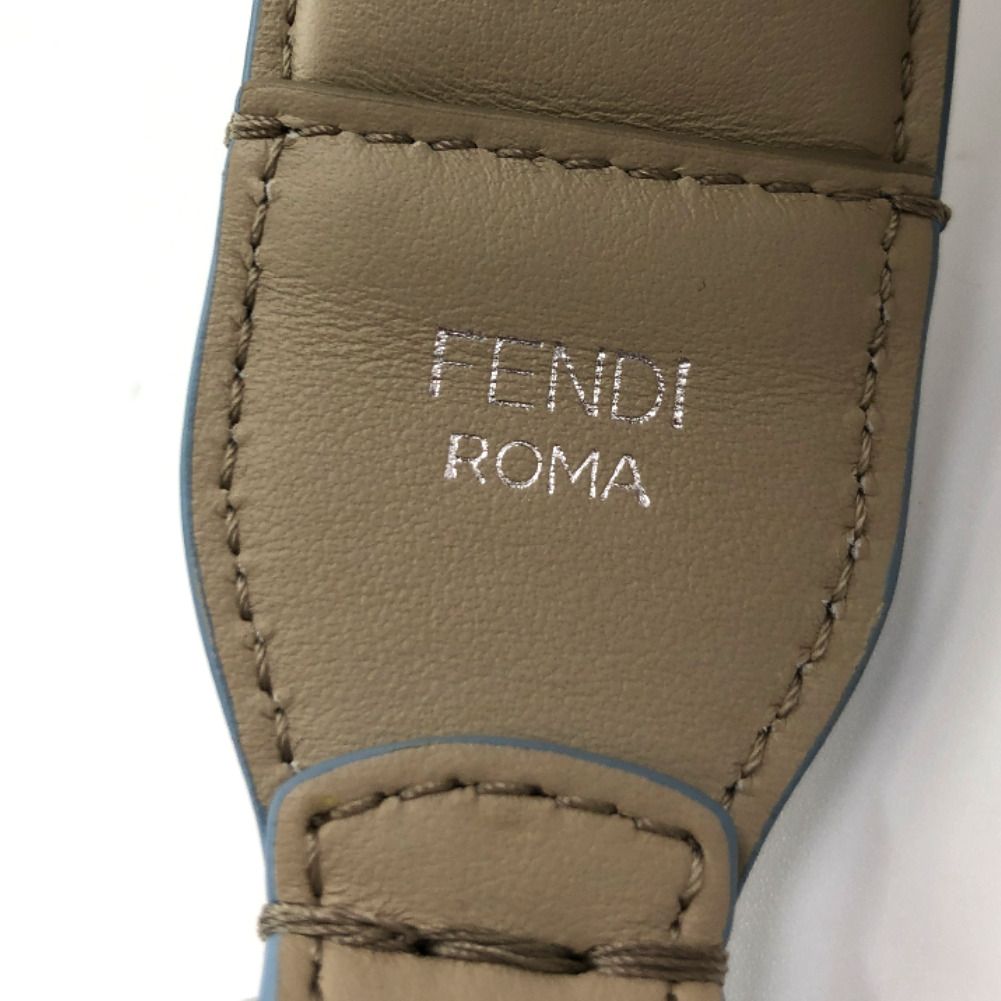 フェンディ FENDI ストラップユー ROMA ロゴ レザー ベージュ 店内の