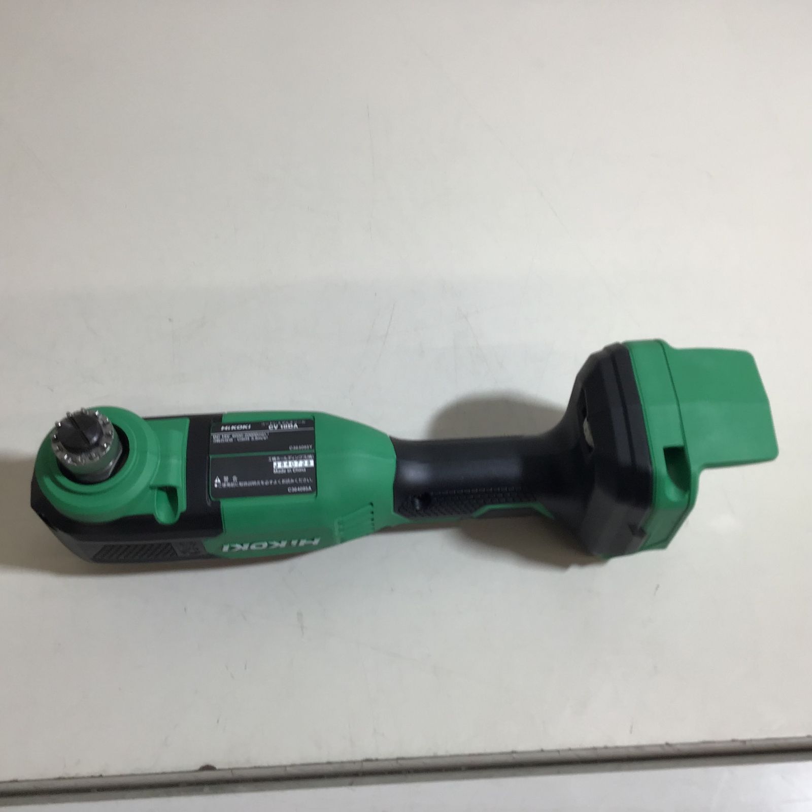18V