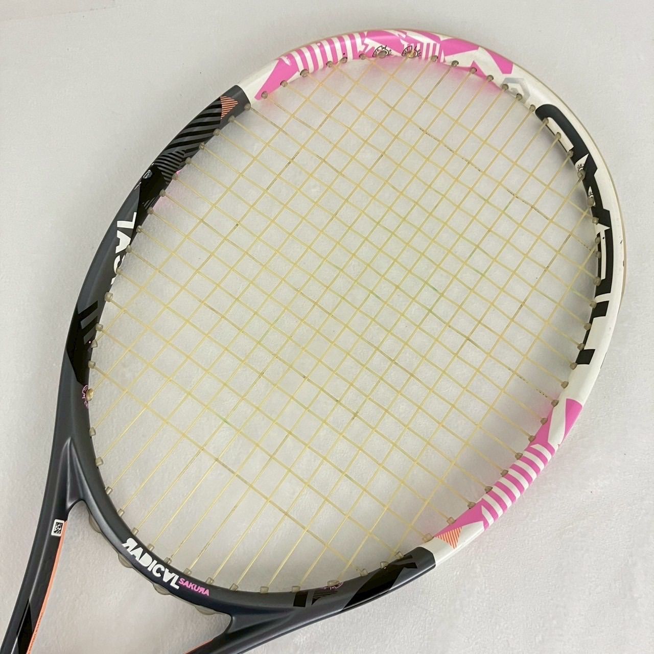 HEAD - HEAD 硬式テニスラケット RADICAL SAKURA 美品 ピンク 希少/日本限定カラー HEAD RADICAL SAKURA G1 ラジカル
