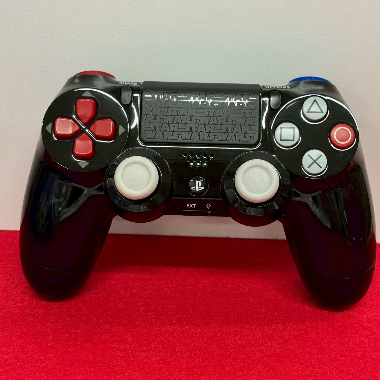 ワイヤレスコントローラDUALSHOCK4 ダース ベイダーエディション StarWars バトルフロント デラックスエディション パッ