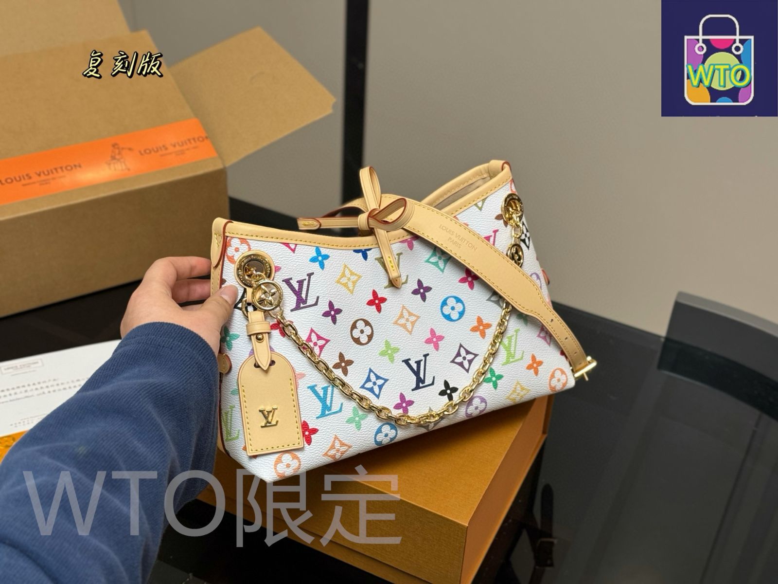 ヴィトン キャリーバッグ　ユニセックス Louis Vuitton 18