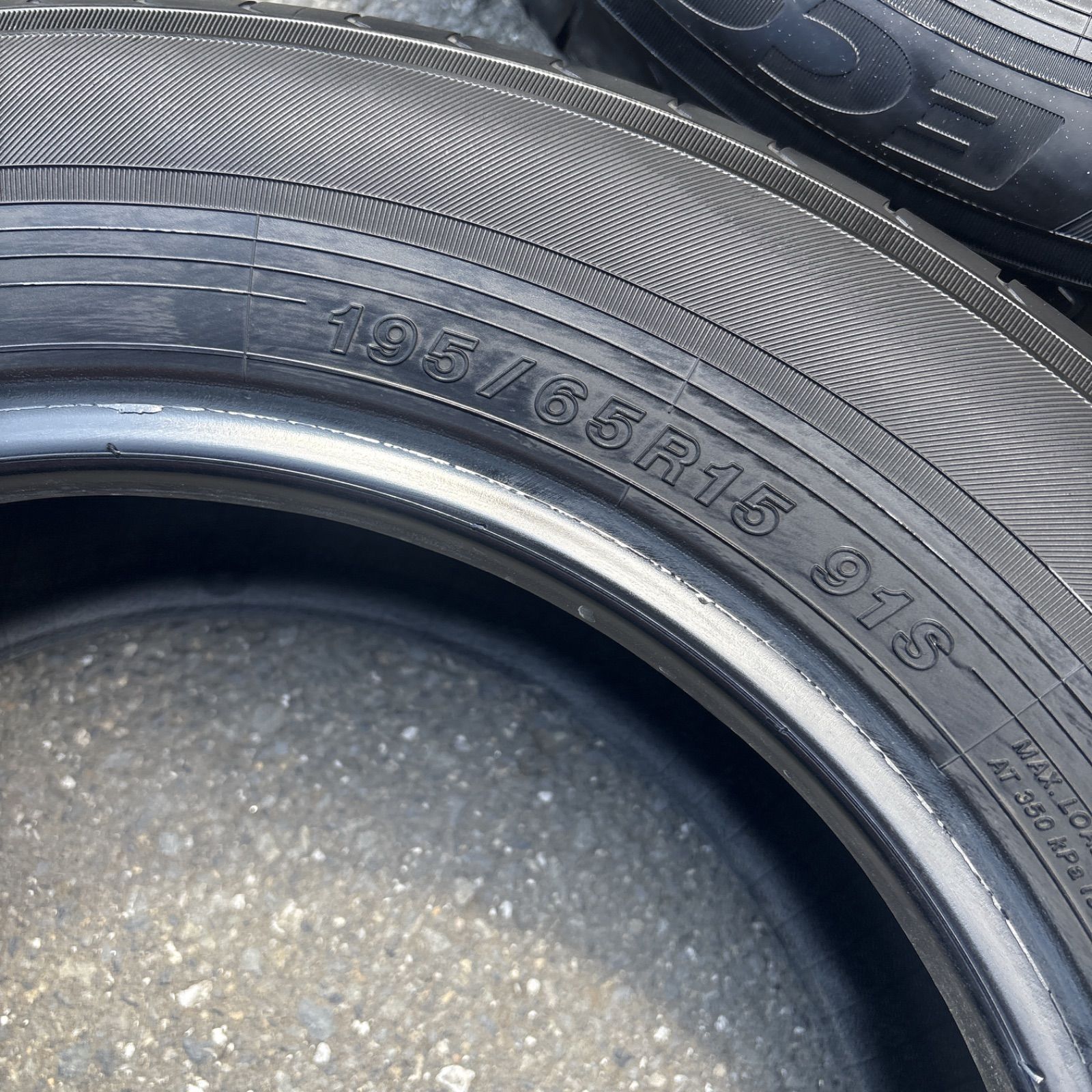 車 最終値下げ 送料込 4本セット YOKOHAMA ECOS 195/65R15