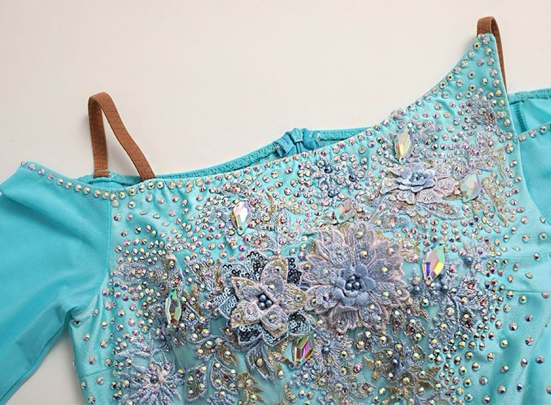 スタンダードドレス✨発表会、競技会、デモにも ！胸パット付き！ スタンダードドレス?発表会、競技会、デモにも ！胸パット付き