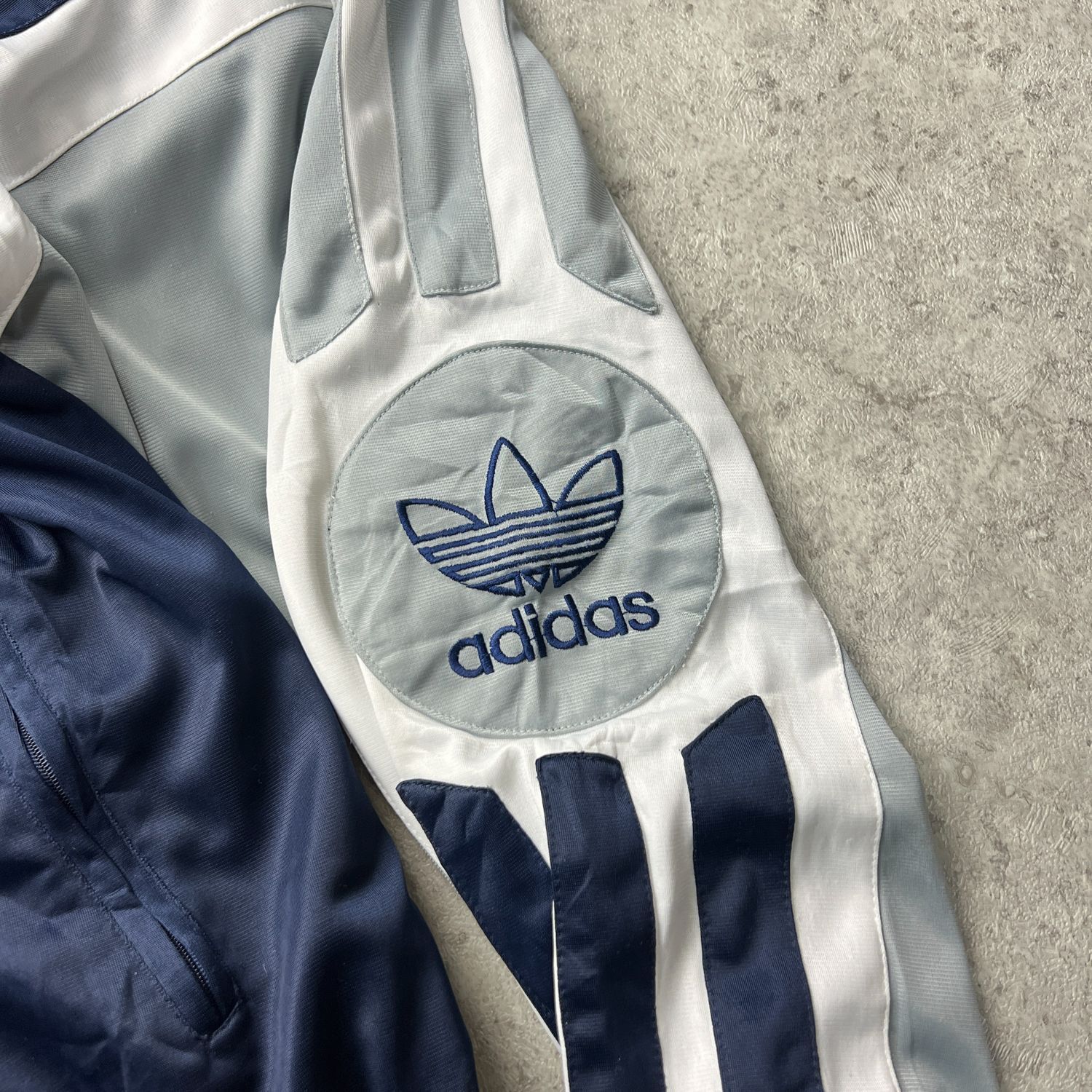【メーカー直売】の商品をすべて 90年代 ジャージ トラックジャケット adidas アディダス 90s ウォーキング・ランニングウェア