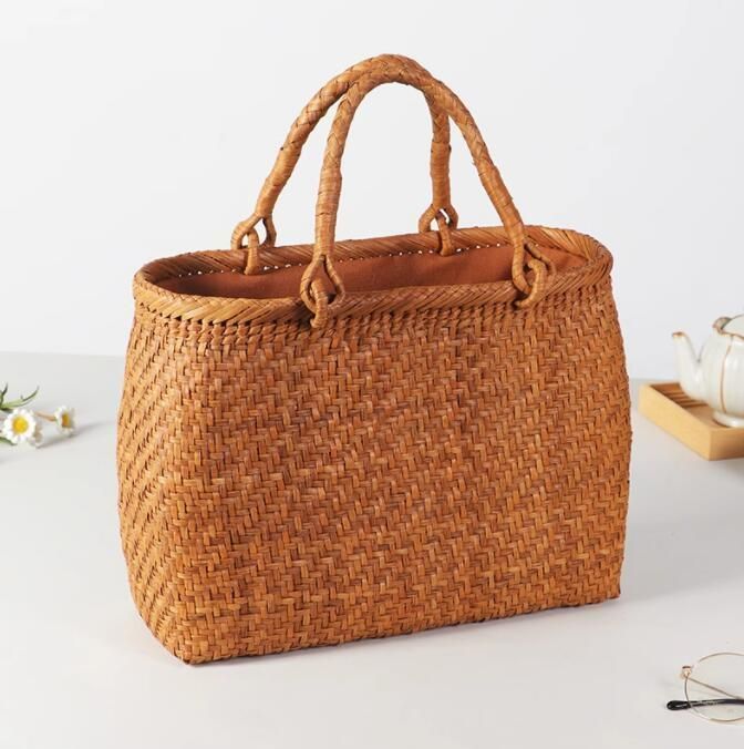 美品職人手作り良品　山葡萄かごバッグ 手編み山葡萄籠バッグ バスケット籐かご 　高級UPハンドバック