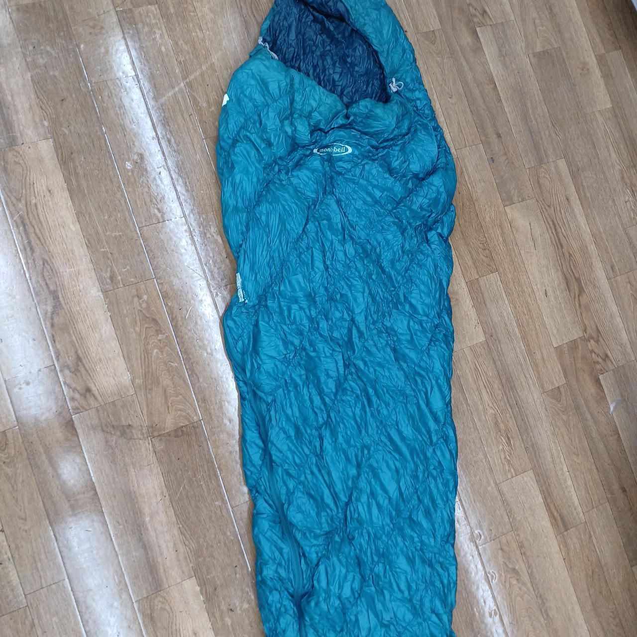 モンベル mont-bell マミー型シュラフ 1121291 ダウンハガー800 3 Mont-bell Down Hugger 800 Mummy Sleeping Bag 3 1121291