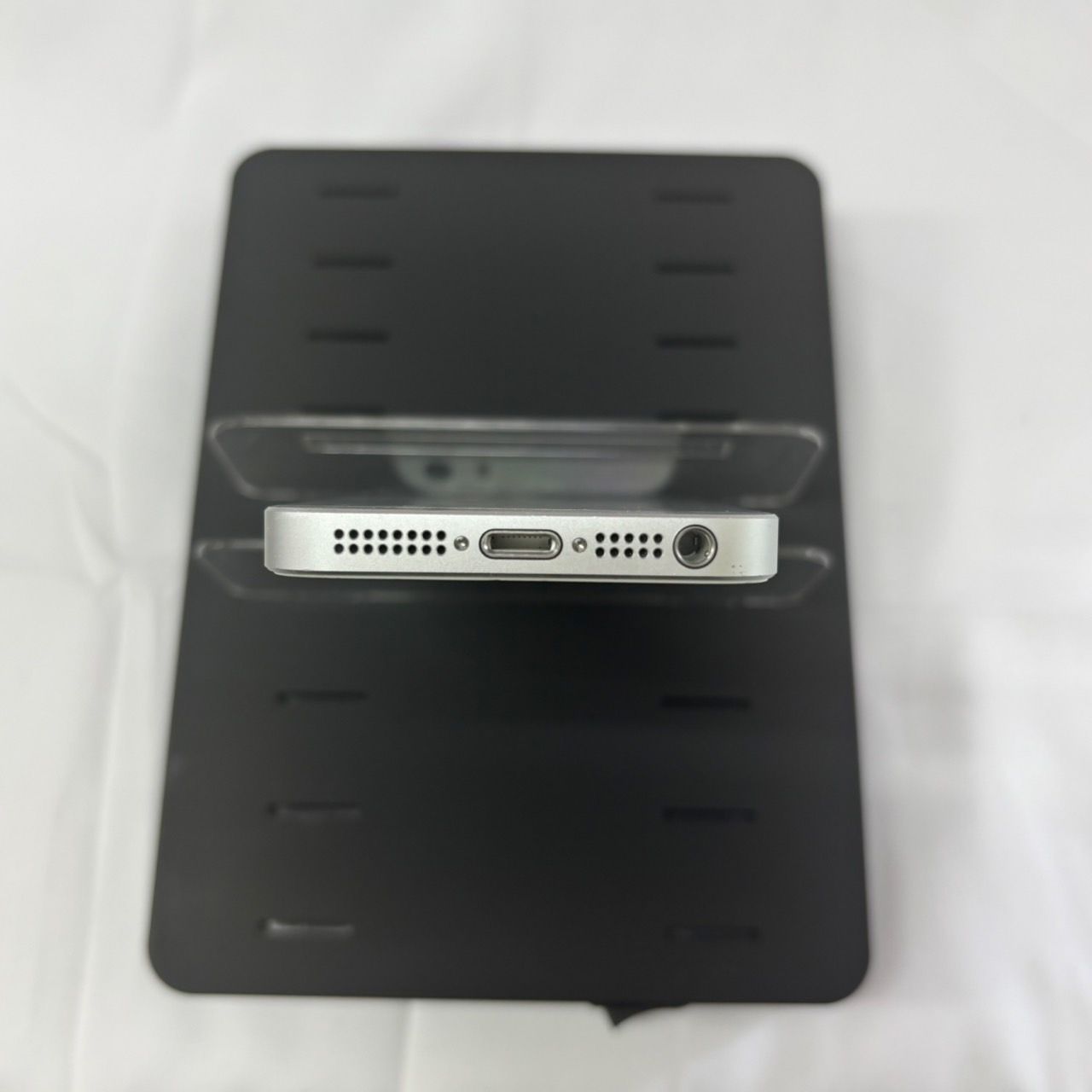 Apple iPhone SE 第一世代 シルバー simフリー ジャンク ⑩ - メルカリ