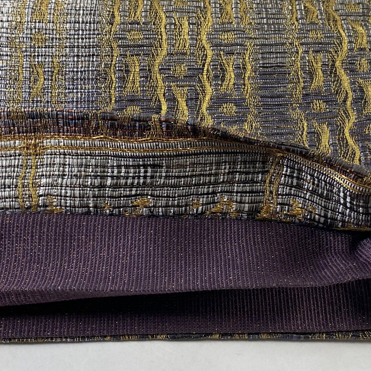 袋帯 秀品 縞 幾何学 箔 金糸 灰色 全通 正絹 【中古】 - メルカリ