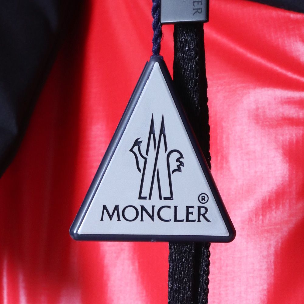 未使用 MONCLER ZUBAIR ショートダウンジャケット - メルカリ