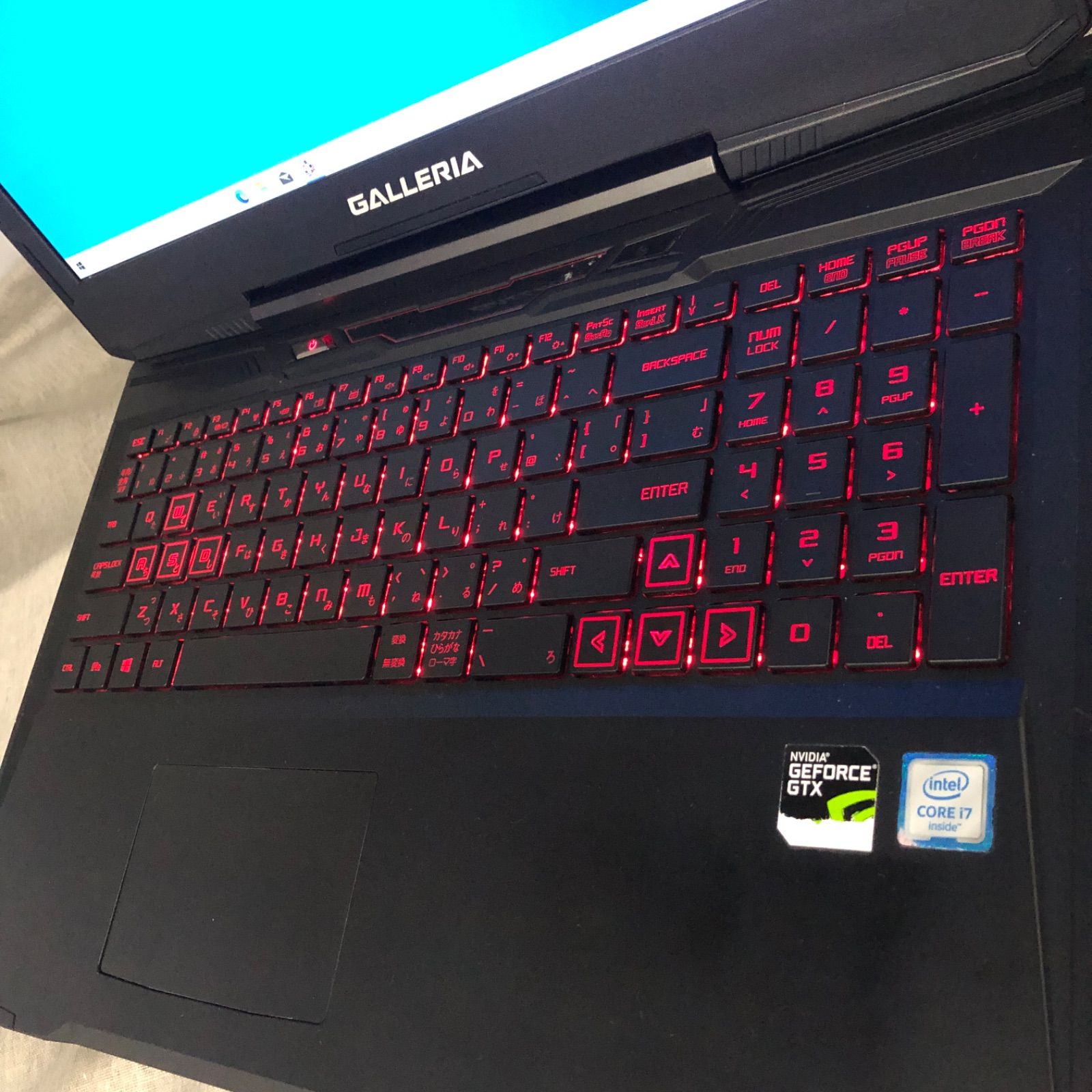ゲーミングノートパソコン i7-6700hq  GTX 965M（4GB） ゲーミングノートパソコン i7-6700hq GTX 965M（4GB）