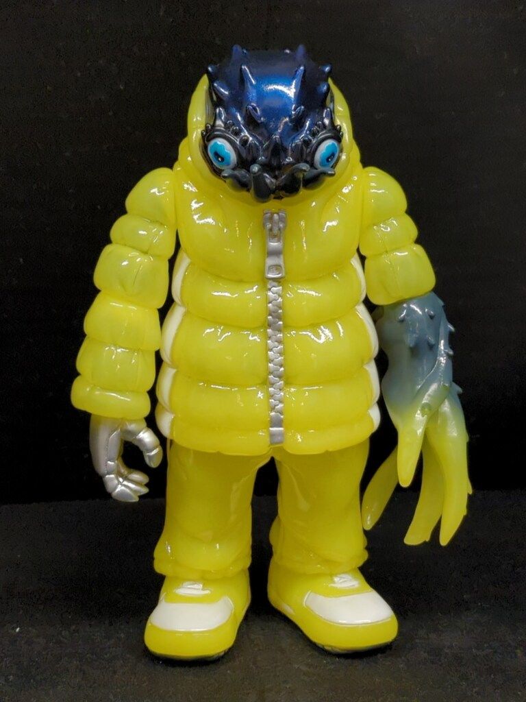 GYAROMI クトゥルフオイド イカリ 蛍光イエロー成型/ダークブルー GYAROMI クトゥルフオイド イカリ 蛍光イエロー成型/ダークブルー