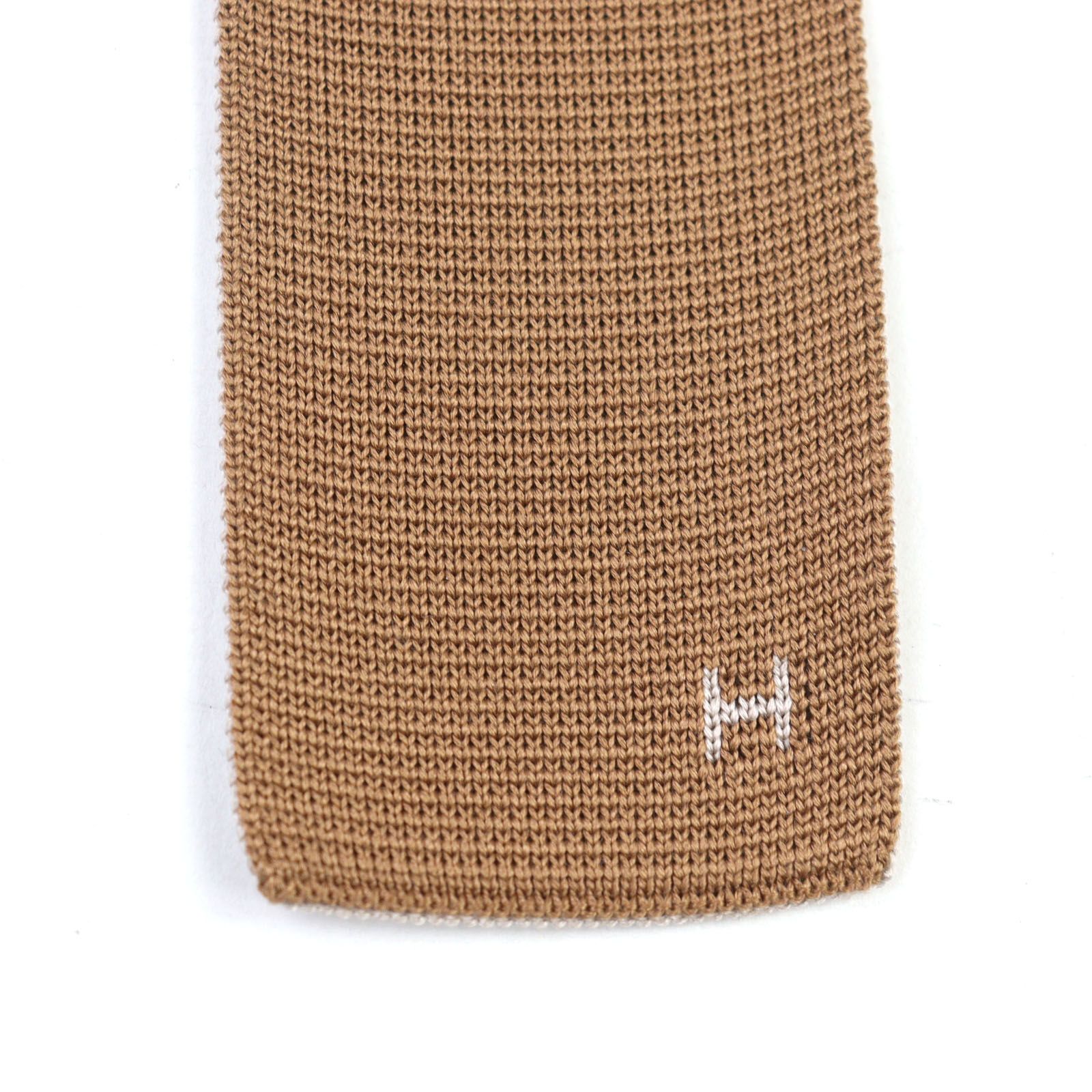 未使用品○HERMES エルメス シルク100% Hロゴ刺繍 リバーシブル