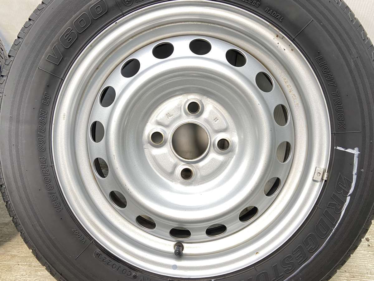 155/80R14 88/86 ブリヂストン V600 トヨタ純正 14x5.0 100-4穴 155/80R14 88/86 ブリヂストン V600 トヨタ純正 14x5.0 100-4穴
