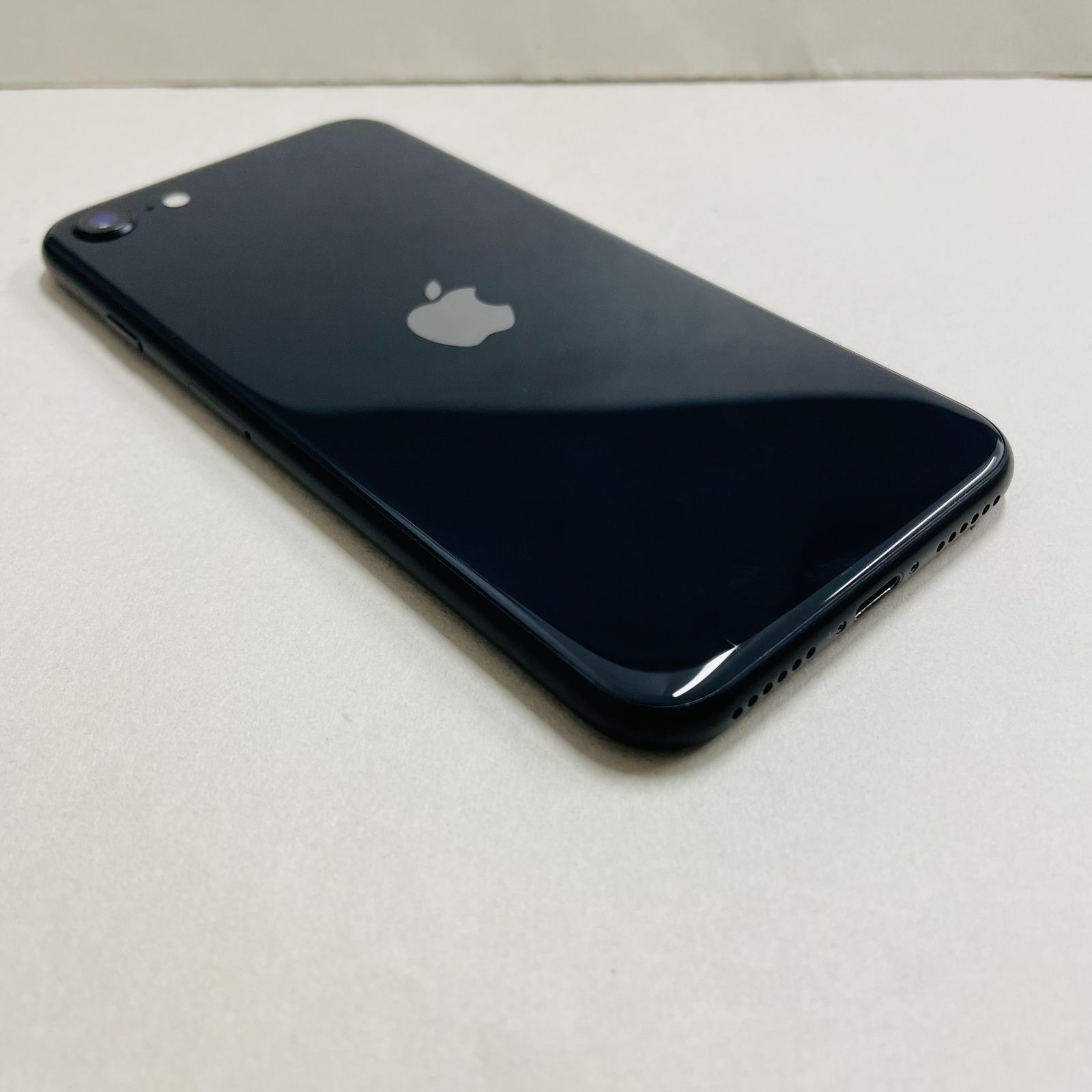 iPhone SE 第2世代 64GB 画面割れ