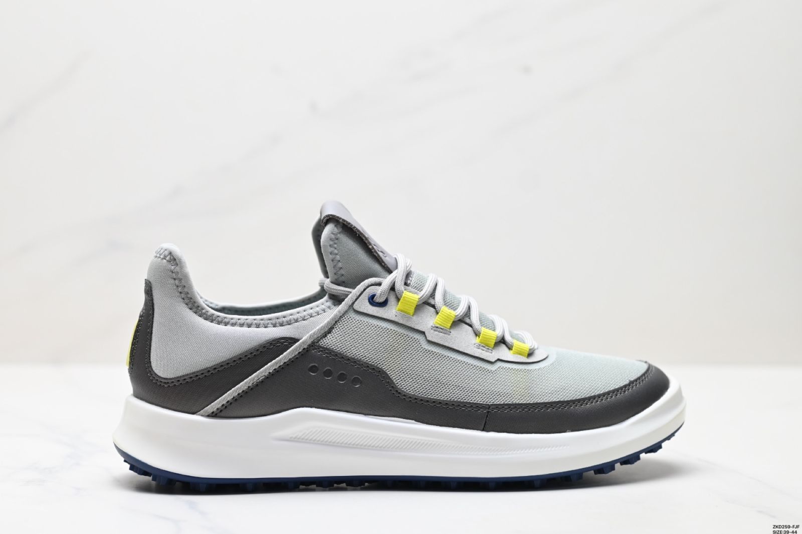 ECCO エッコ TERRACRUISE メッシュ通気 軽量 シティレジャーウォーキングシューズ 在庫 価格 -MM輸入2