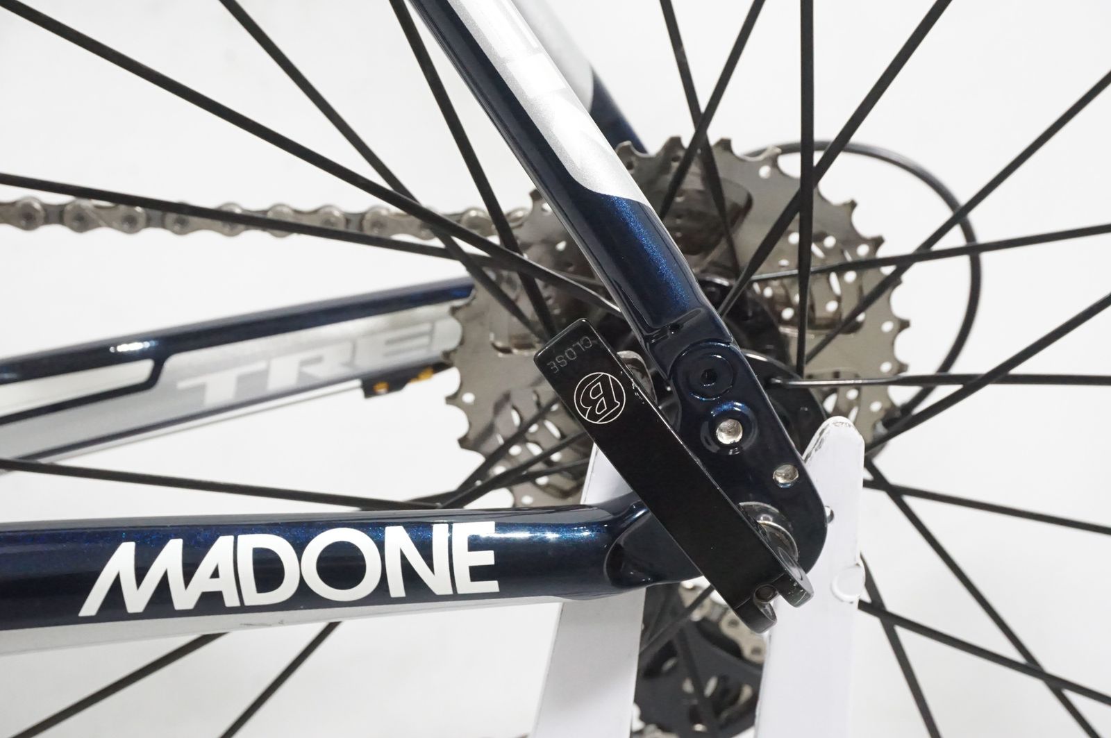 トレック MADONE