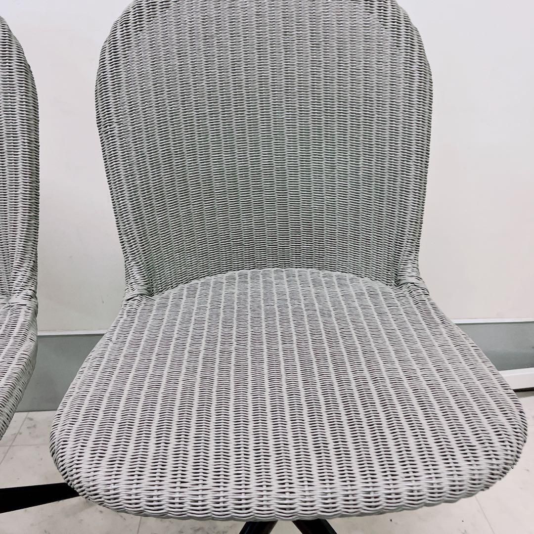 ヤンスイベルチェア 2脚セット