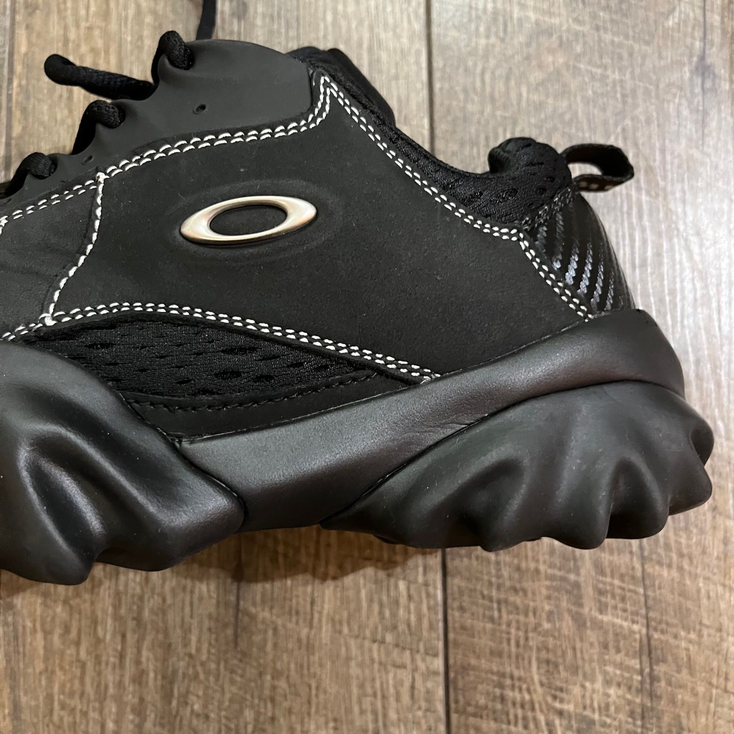 美品 Brain Dead Oakley 23SS Chop Saw Black チョップソー スニーカー 