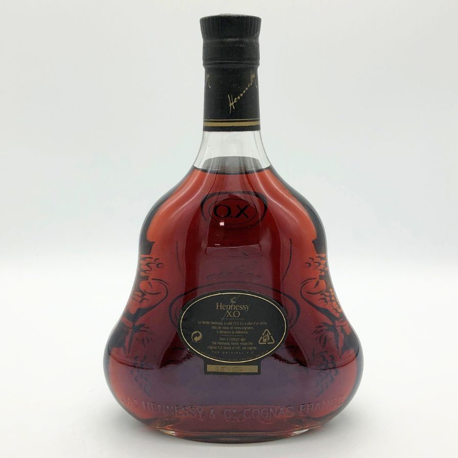 ヘネシー XO 黒キャップ 700ml 40% Hennessy【E1】 - メルカリ