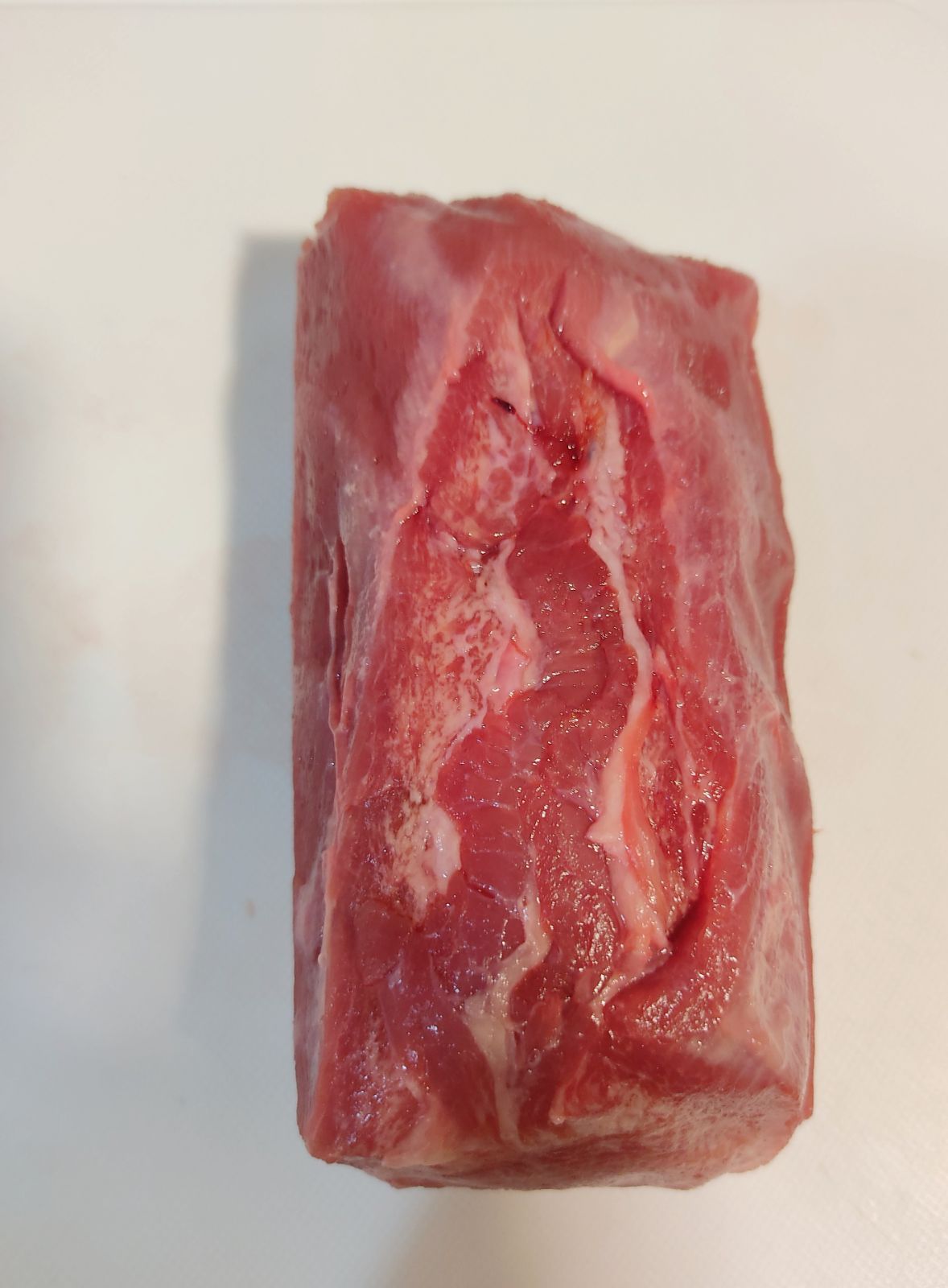 牛タン タン中 1050~1150g ブロック 2~3本入 国産 冷凍品 送料無料
