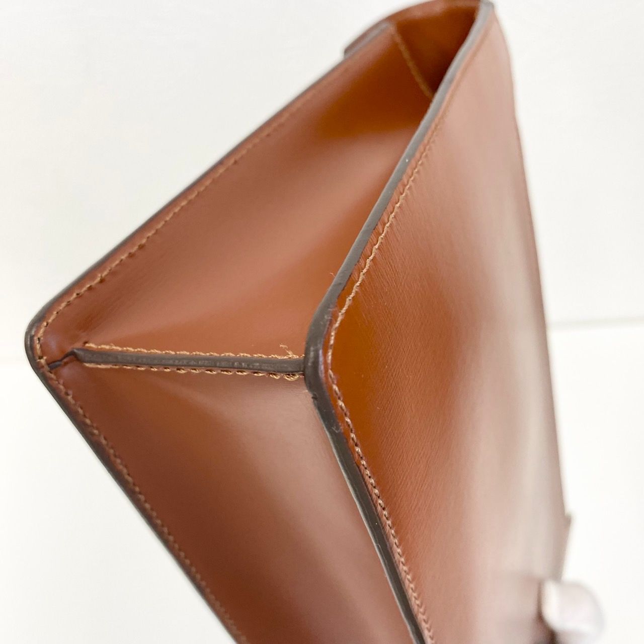 極美品⭐️LOEWE ロエベ クラッチバッグ セカンドバッグ オレンジ レザー 極美品✨ロエベ クラッチバッグ レザー - メルカリ