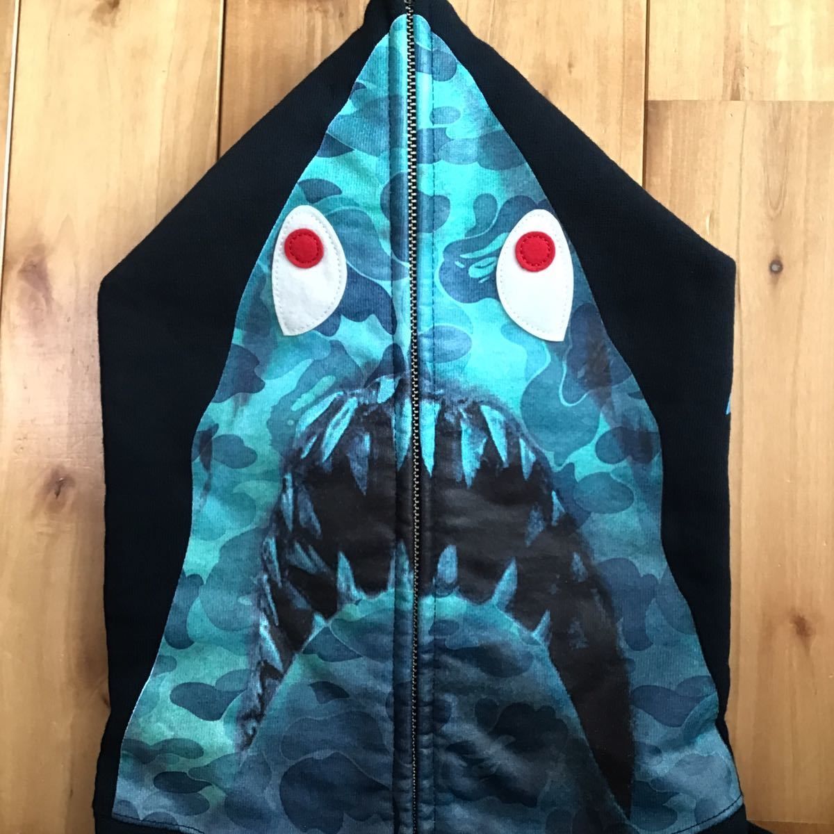 JAWS × BAPE シャーク パーカー shark a bathing ape ベイプ エイプ 