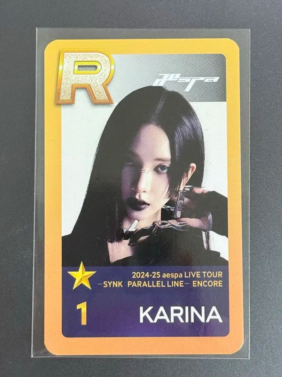 Amazon.co.jp: aespa smtown Real Card Karina SUPERSTAR