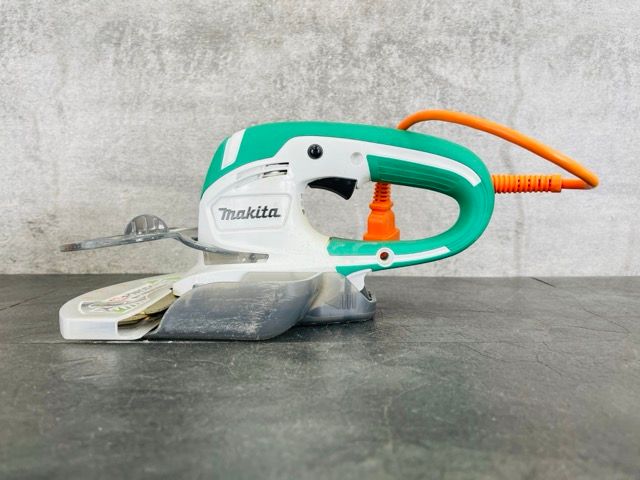 Makita 草刈り機 MUM1601 160mm マキタ ◇マキタ （ Makita ） 芝生