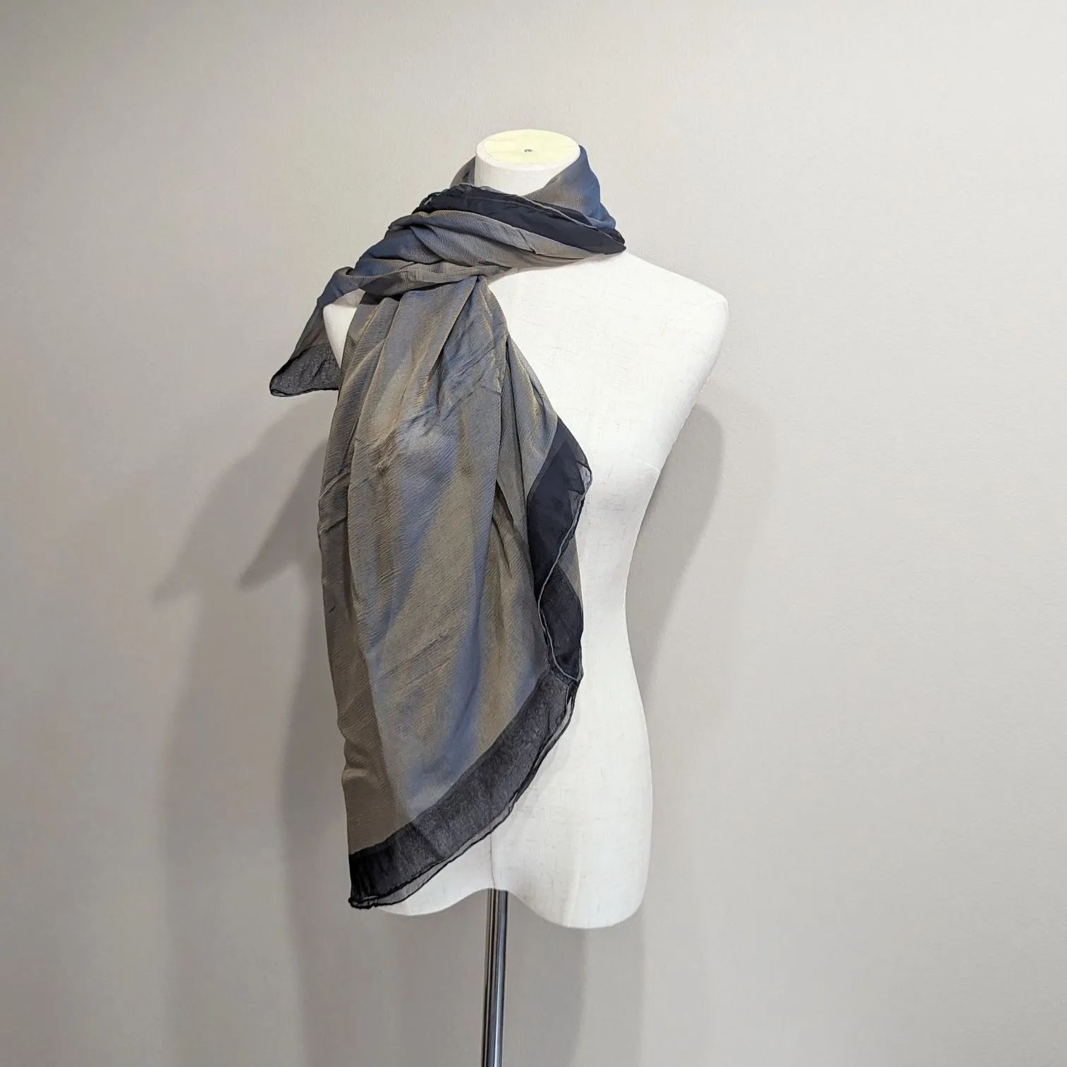 希少美品　エルメス　モスリン　カレ140　大名 日出る国の皇子　シルク 希少美品 エルメス モスリン カレ140 大名 日出る国の皇子