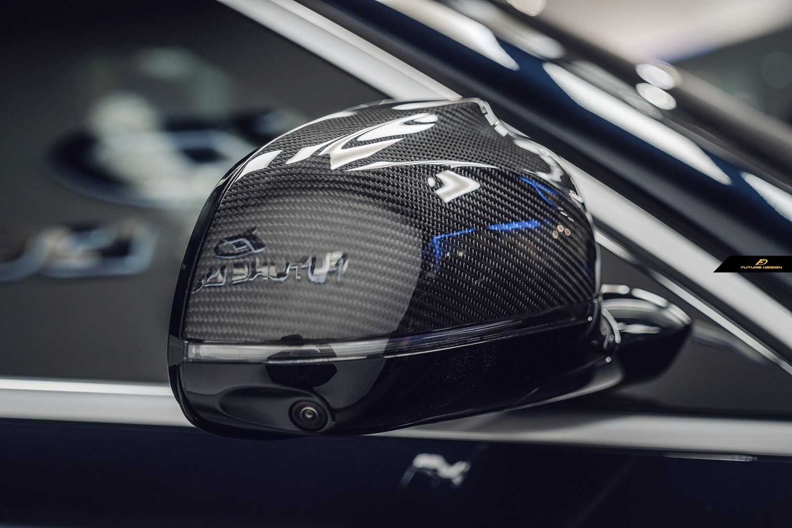 FUTURE DESIGN】BMW Xシリーズ X6 G06 ドアミラー用 本物Carbon 