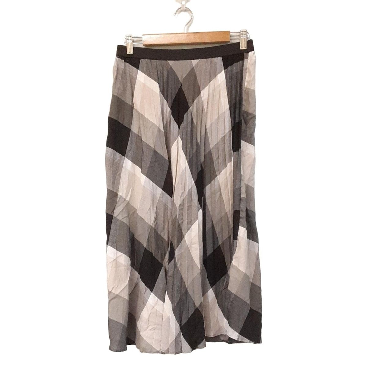 ブルーレーベルクレストブリッジ ロングスカート サイズ40 M