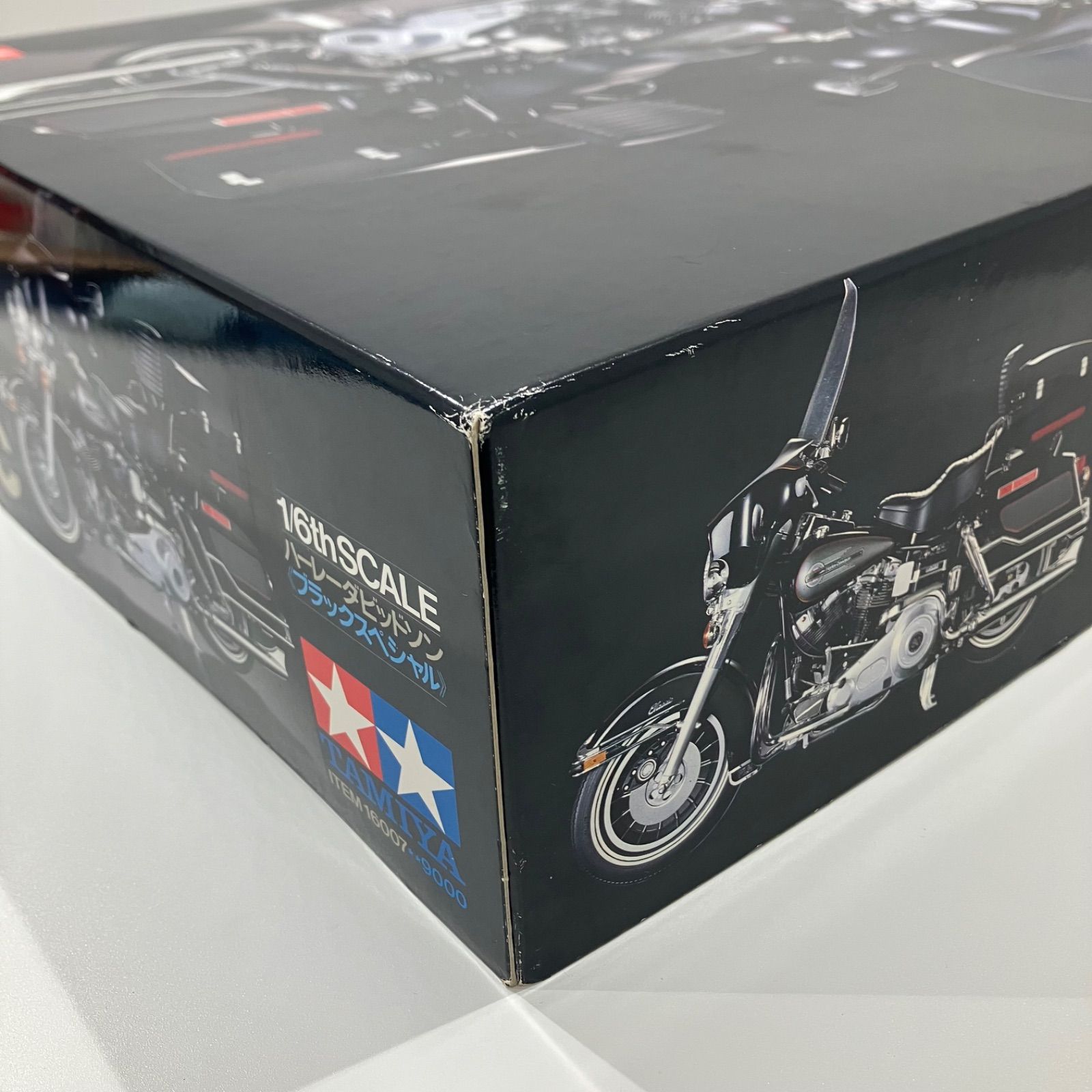 タミヤ ハーレーダビッドソン FLH クラシック ブラックスペシャル プラモデル ハーレーダビッドソン FLH クラシック ブラックバージョン
