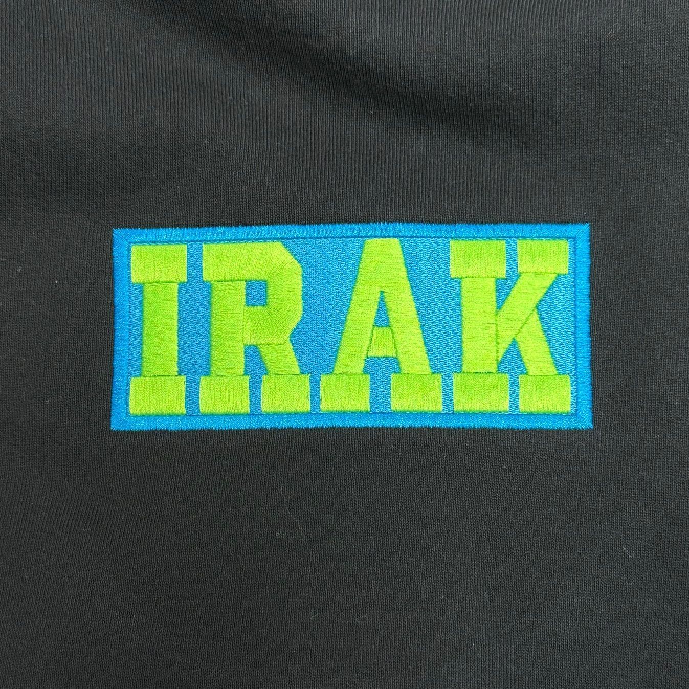 美品 IRAK NY 23AW NEON IRAK LOGO HOODY ボックスロゴ 刺繍 