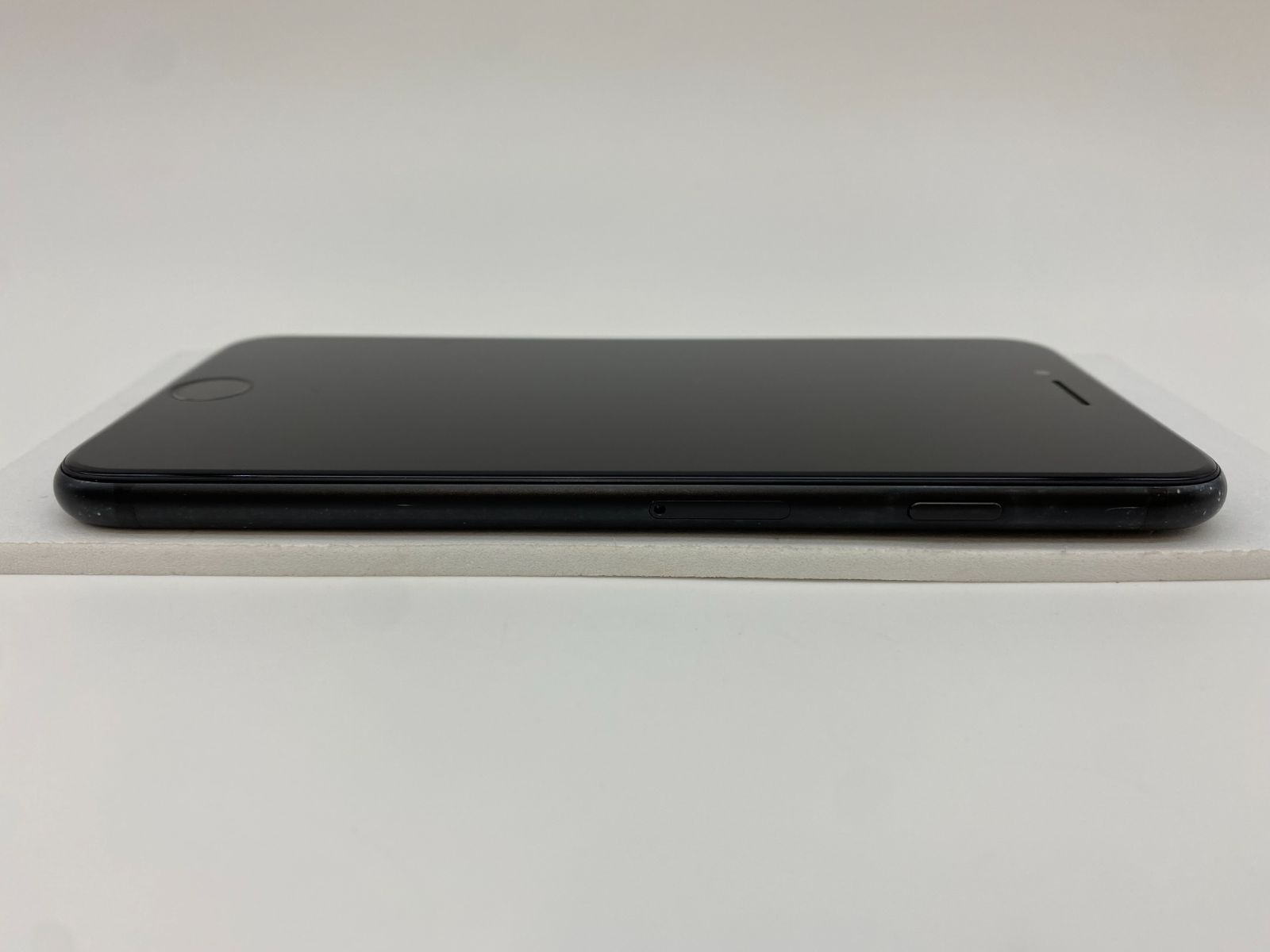 iPhone7 128GB ブラック/シムフリー/大容量2300mAh 新品バッテリー100