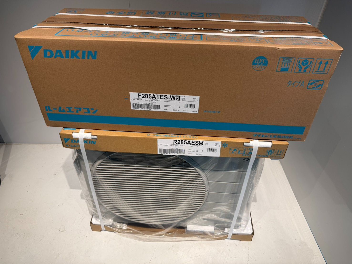 244 DAIKIN 製エアコン 10～12畳用 WWW_KANDAIZUMI_COM
