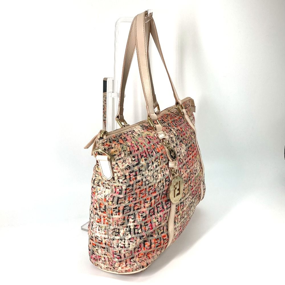 FENDI フェンディ トートバッグ ズッキーノ フローラ ズッカ 花 FENDI フェンディ トートバッグ ズッキーノ フローラ ズッカ 花