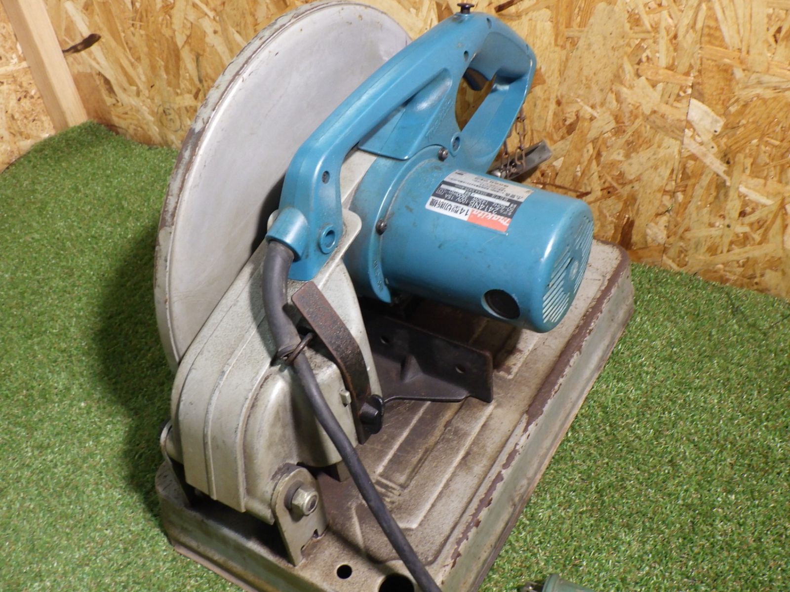 金属材料を高速で切断 マキタ 高速切断機 355mm 2414NB 品