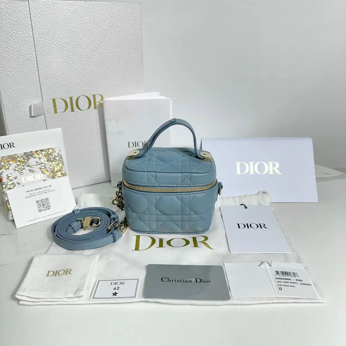 【雷市場（ポンジャン）商品韓国直送】 OS Dior(ディオール) トラベル バニティ バッグ 付属品完備