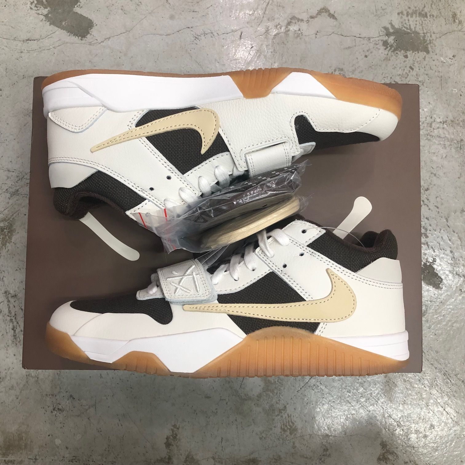新品 国内正規 Travis Scott Nike Jordan Jumpman Jack TR